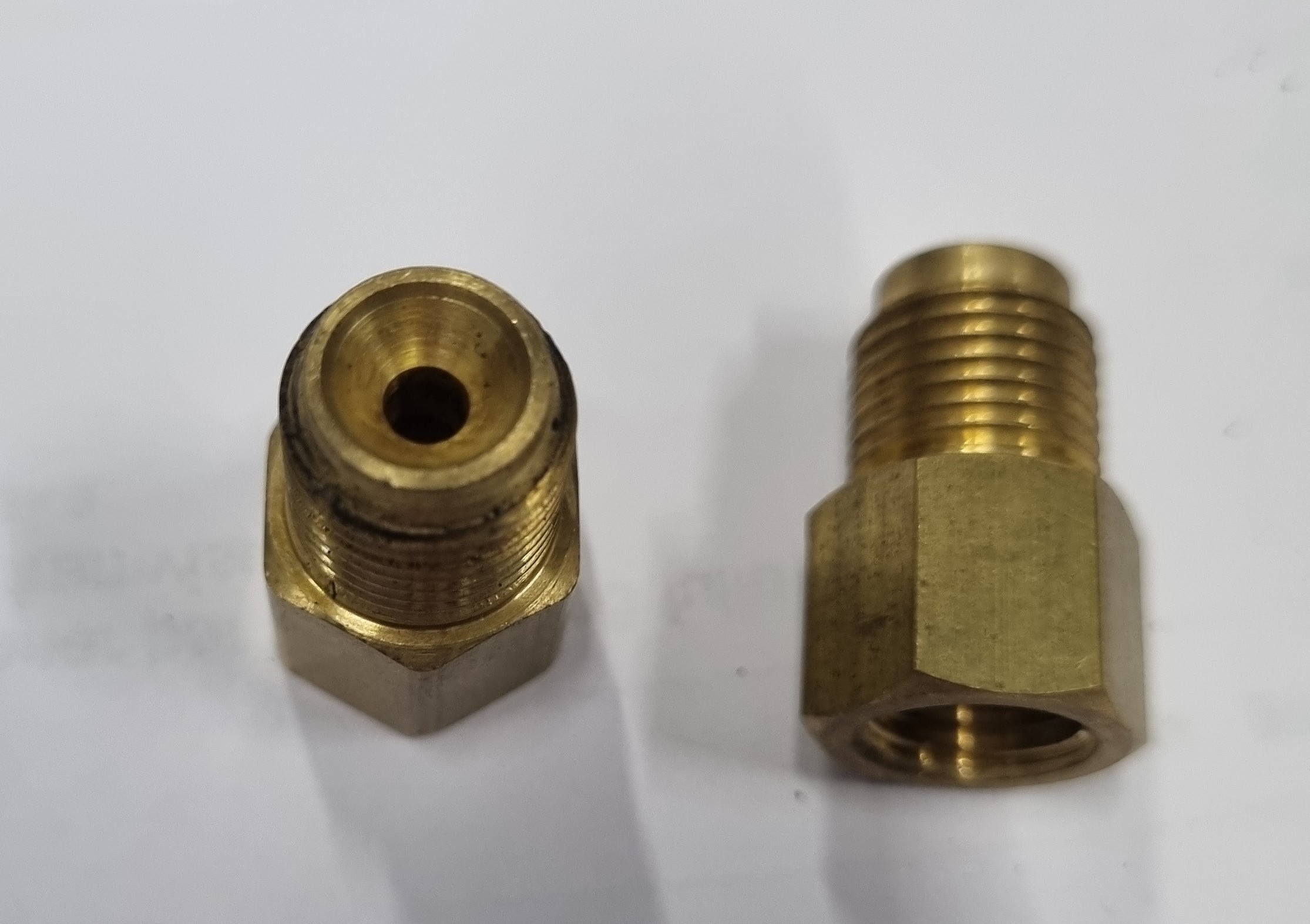 BR NIPPILL 3/16IN X3/8 ÚT 24G